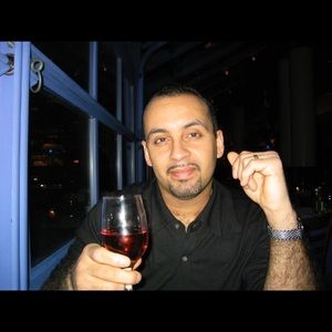 Meet your Posher, Luis